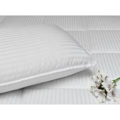 Подушка из сатин-жаккарда белого цвета со съемным чехлом Elegance 50х70 см, TAC