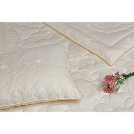 Подушка из овечьей шерсти белого цвета PURE WOOL 50х70 см, TAC