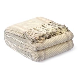Покрывало из хлопка Warm traditions бежево-серого цвета из коллекции Essential, 230х250 см, Tkano