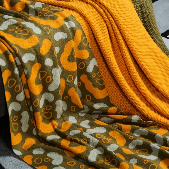 Плед вязаный с авторским принтом Animal spots из коллекции Wild, 130х180 см, Tkano, изображение 13