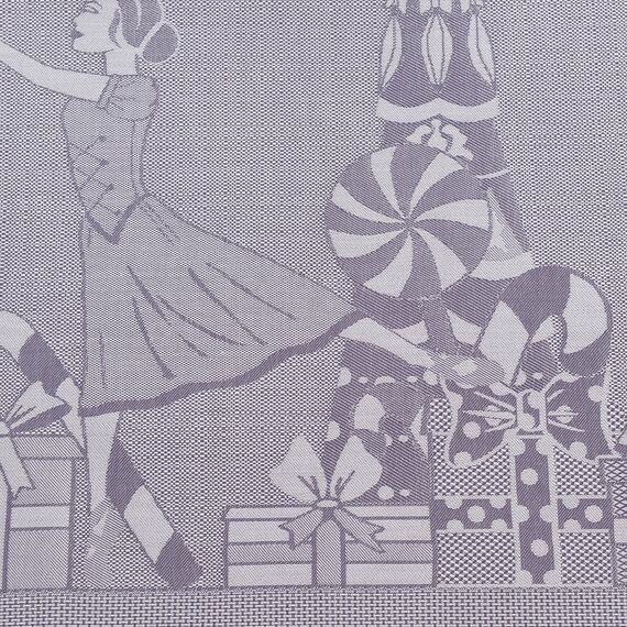 Скатерть из хлопка фиолетово-серого цвета с рисунком Щелкунчик, New Year Essential, 180х260см, Tkano, изображение 4