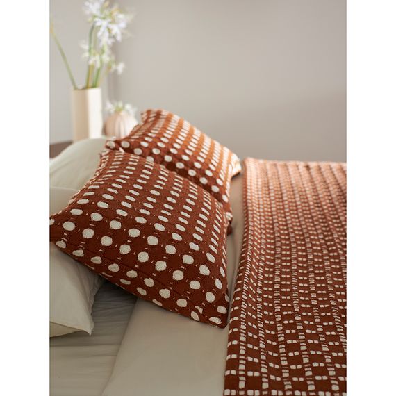 Чехол на подушку из хлопка Polka dots карамельного цвета из коллекции Essential, 40x60 см, Tkano, изображение 5