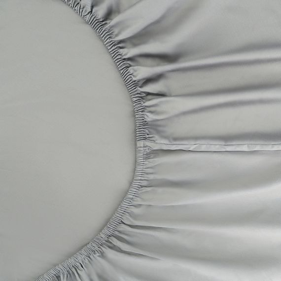 Простыня на резинке из премиального сатина светло-серого цвета из коллекции Essential, 200х200х30 см, Tkano, изображение 4