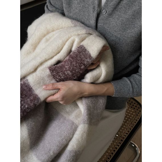Плед мохеровый Over Horizon цвета марсала из коллекции Trendy Ruffles, 130х180 см, Tkano, изображение 3